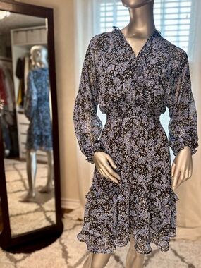 Emma & Michele Midi Dress Floral Long Sleeve Ruffle Medium Blue Chiffon